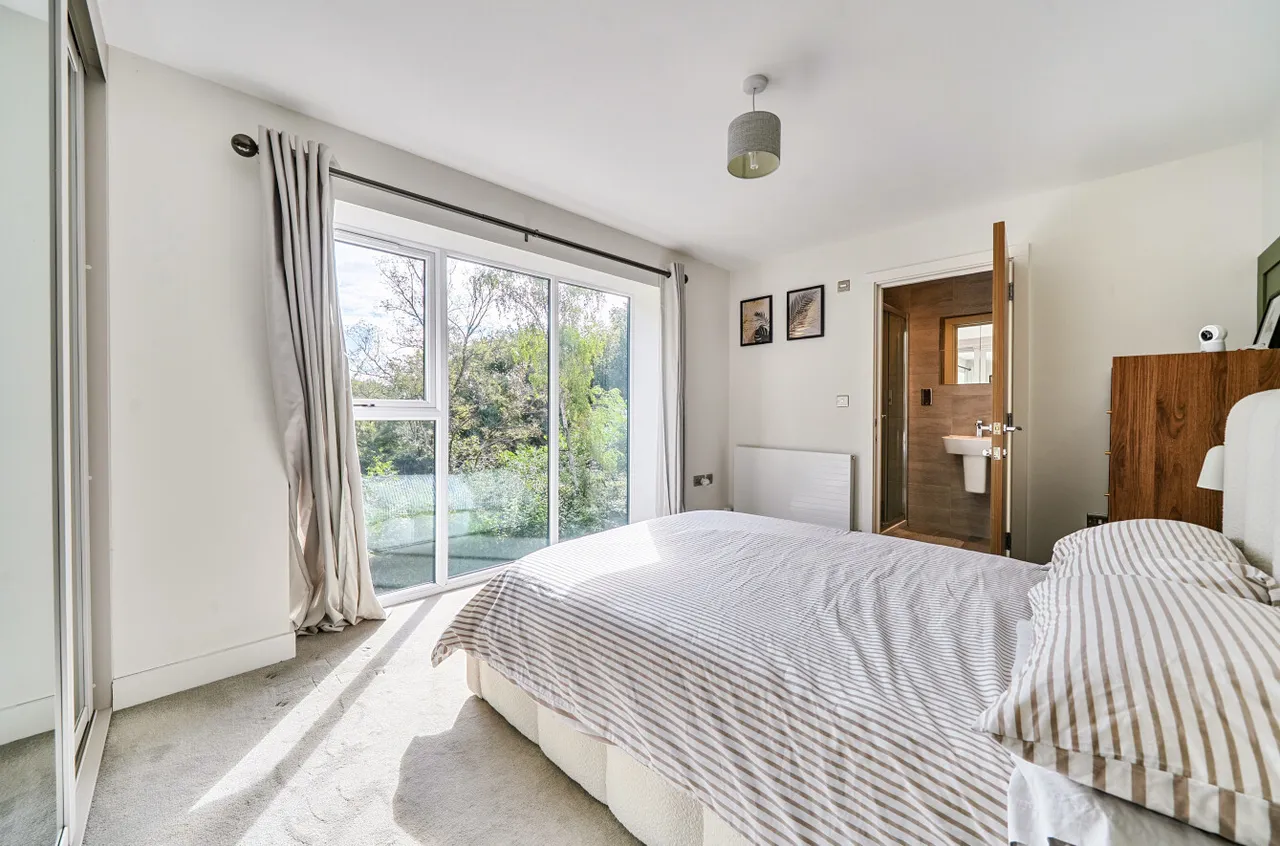 Sundays Hill Close, Hedge End, SO30, photo 9