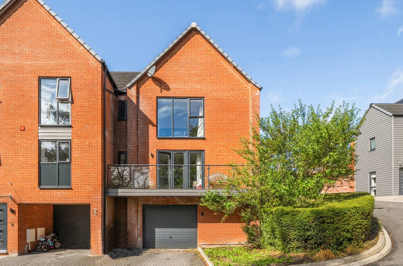 Sundays Hill Close, Hedge End, SO30, photo 19