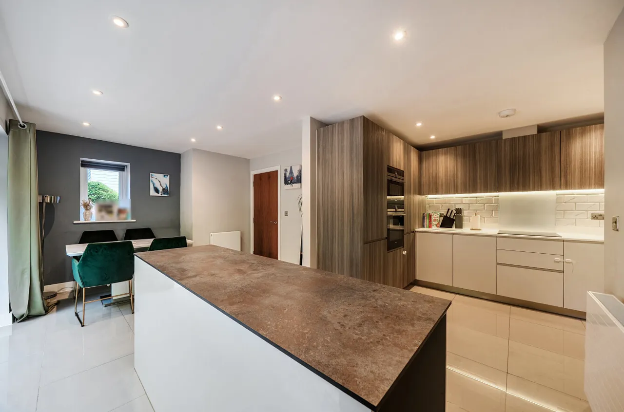 Sundays Hill Close, Hedge End, SO30, photo 5