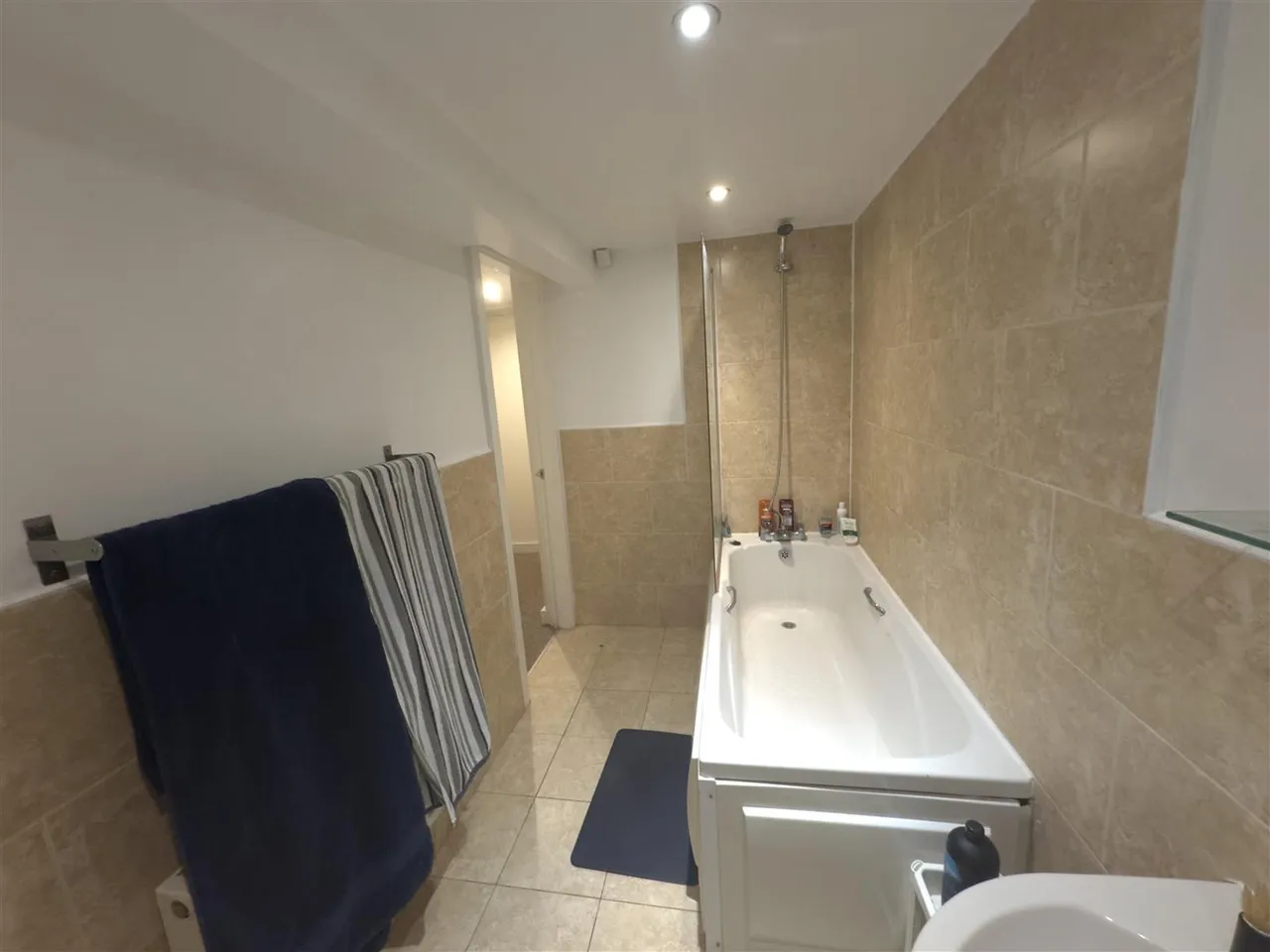 Royal Park Grove, Hyde Park, LS6, photo 10