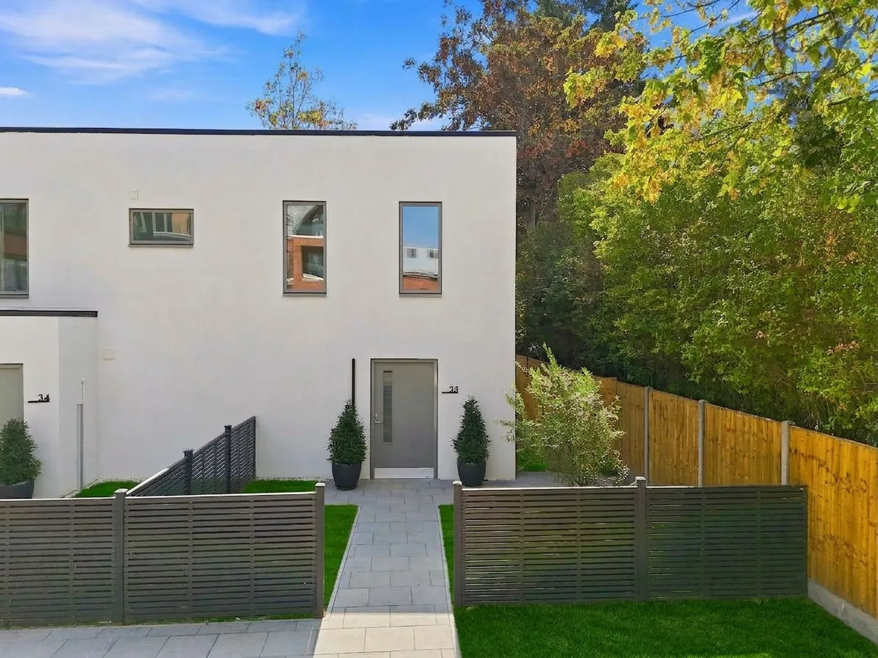 1 bed flat for sale, High Road, Chigwell, IG7