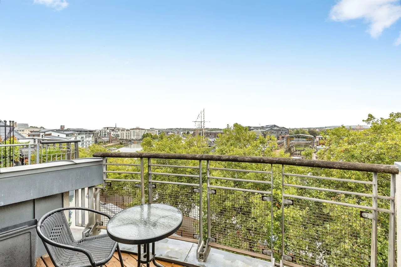 2 bed flat for sale, Hotwell Road, Bristol, BS8