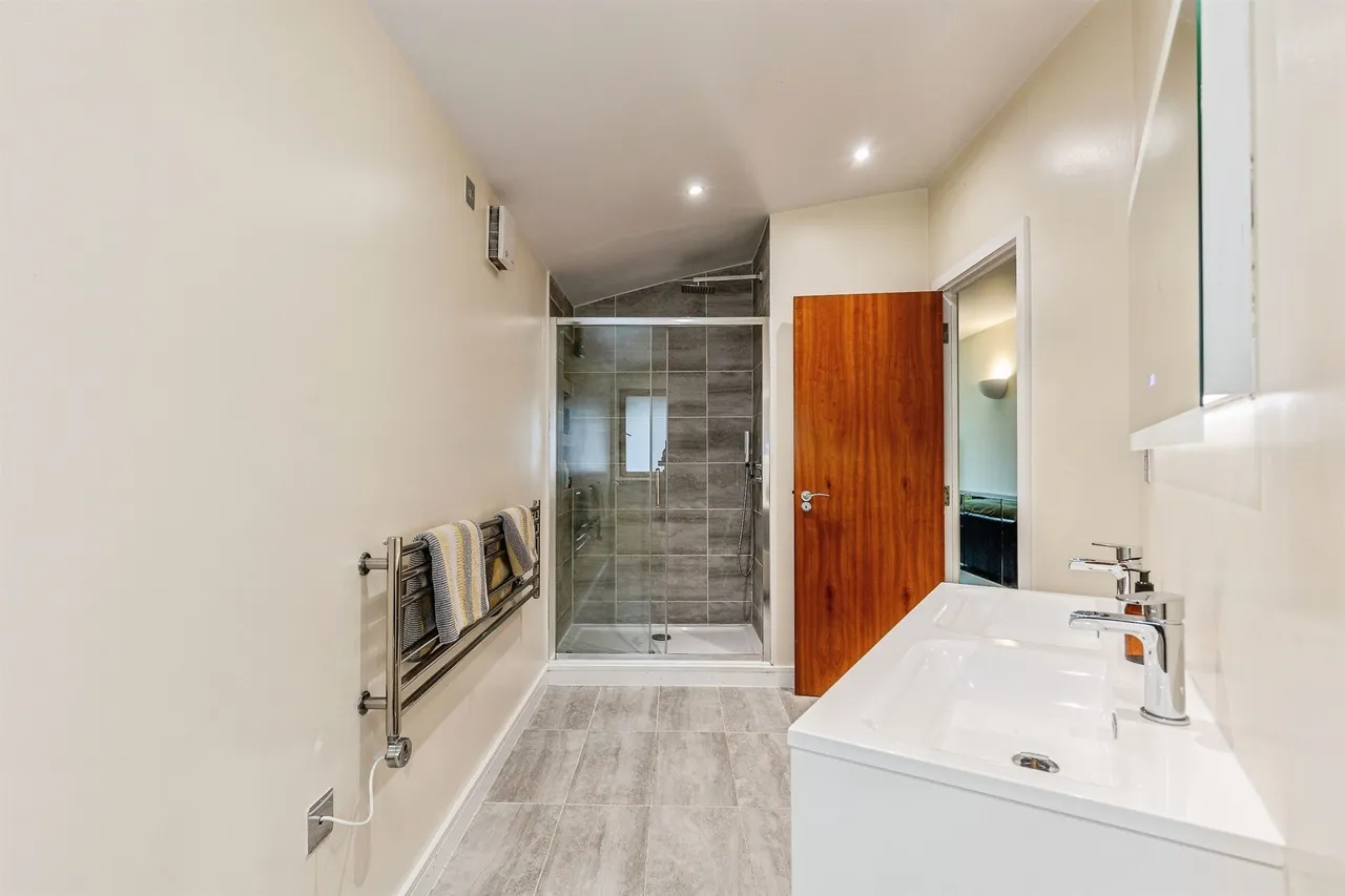 Hotwell Road, Bristol, BS8, photo 15