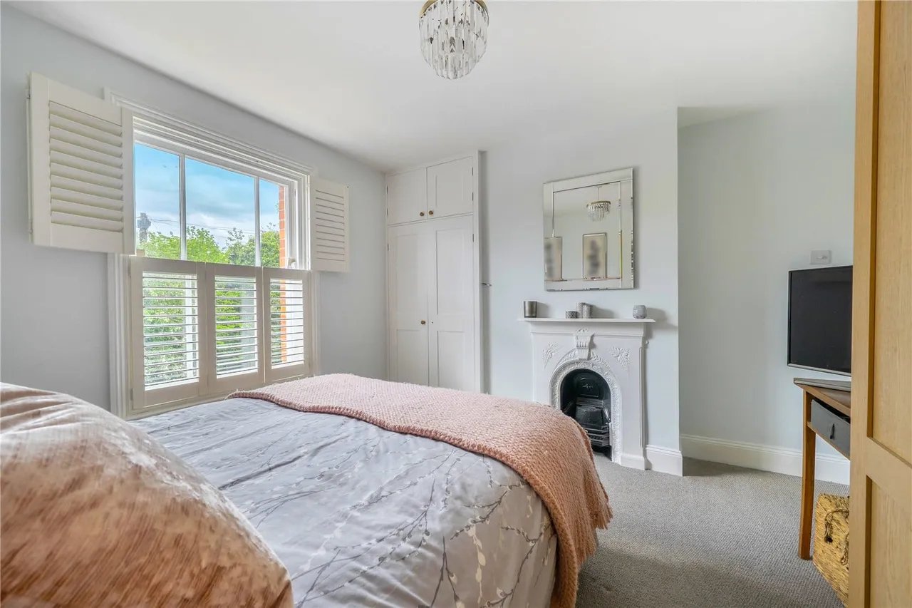 Gloucester Road, Sparrows Green, TN5, photo 9