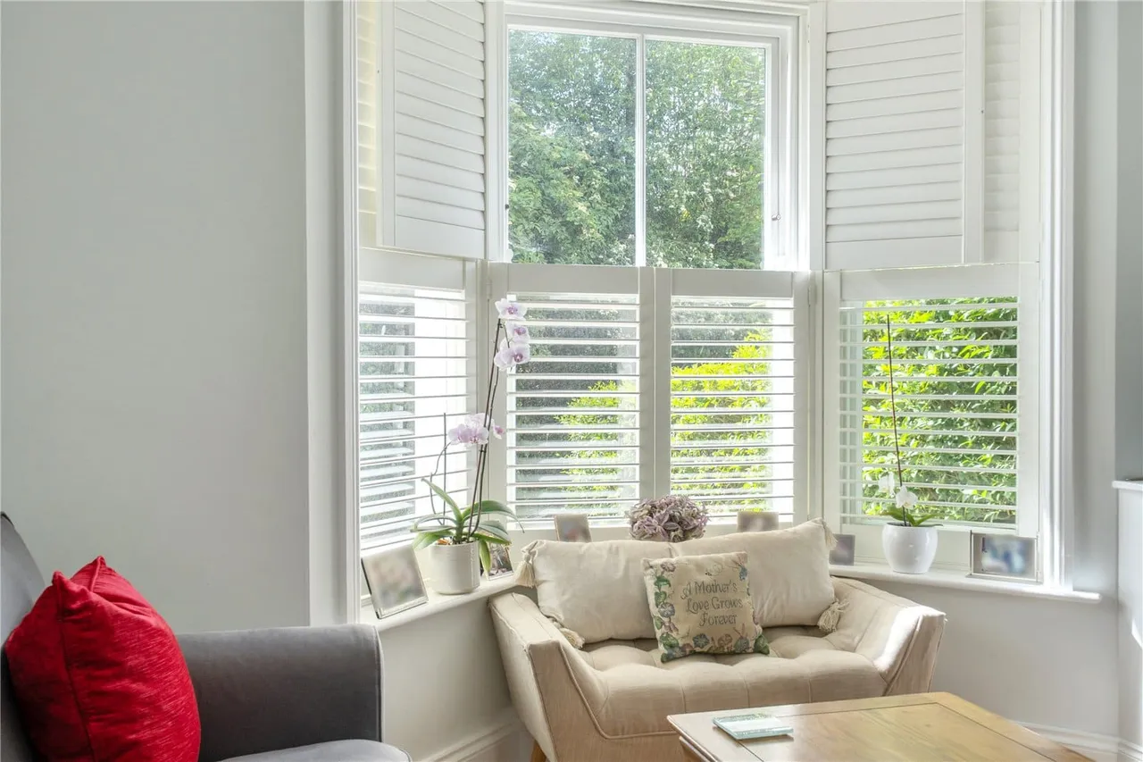 Gloucester Road, Sparrows Green, TN5, photo 6