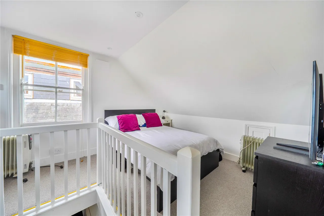 Gloucester Road, Sparrows Green, TN5, photo 11