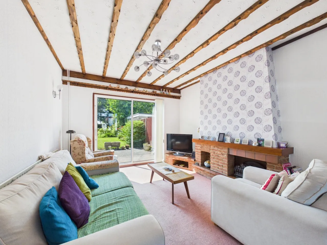 Trinity Vicarage Road, Hinckley, LE10, photo 9