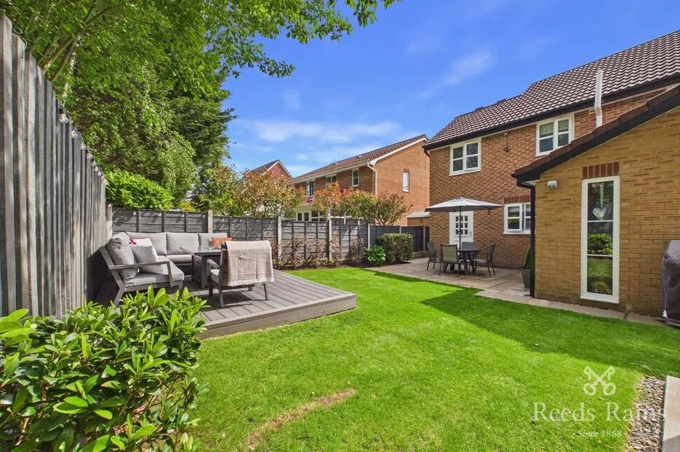Troon Close, Euxton, PR7, photo 19