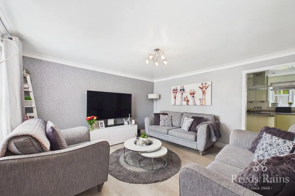 Troon Close, Euxton, PR7, photo 10