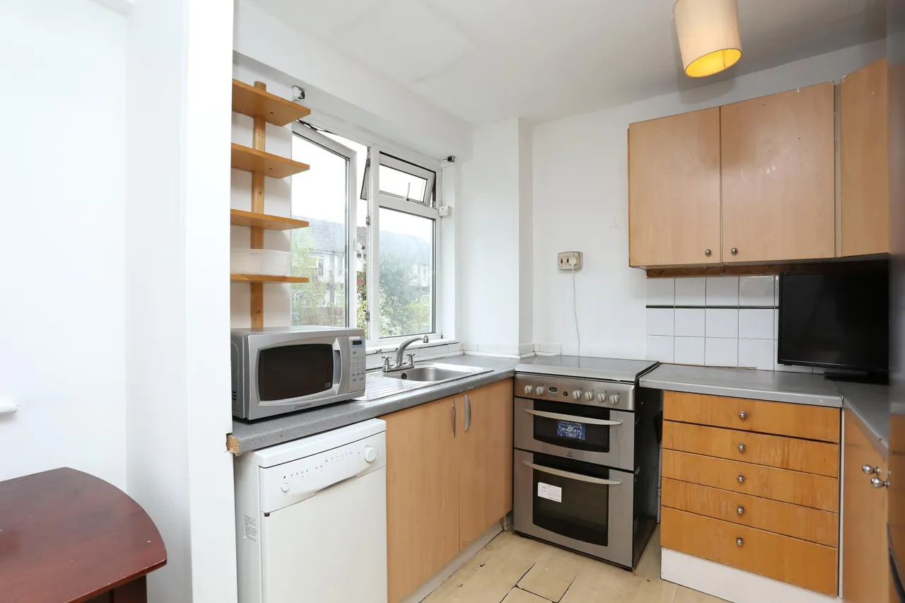 Burnt Ash Road, London, photo 7
