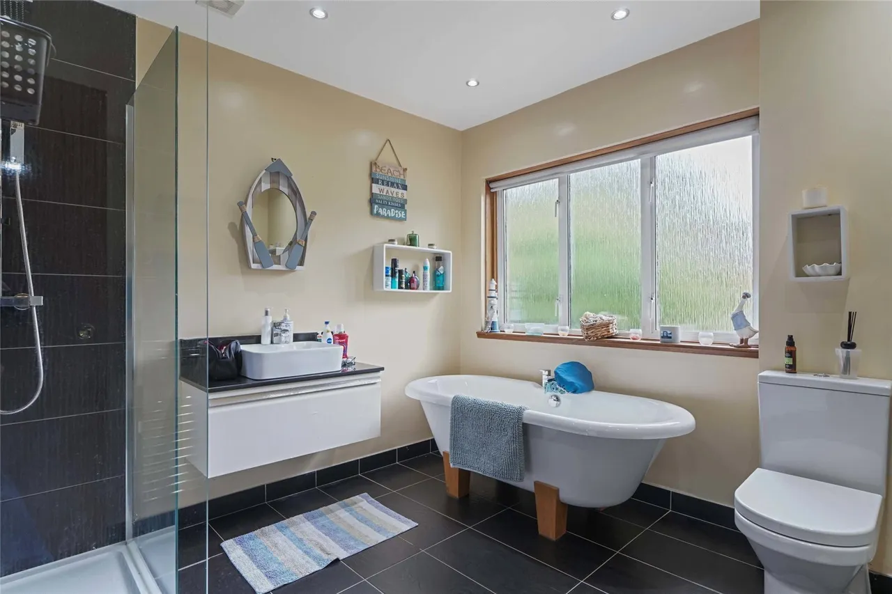 Stirling Road, Kilsyth, G65, photo 15
