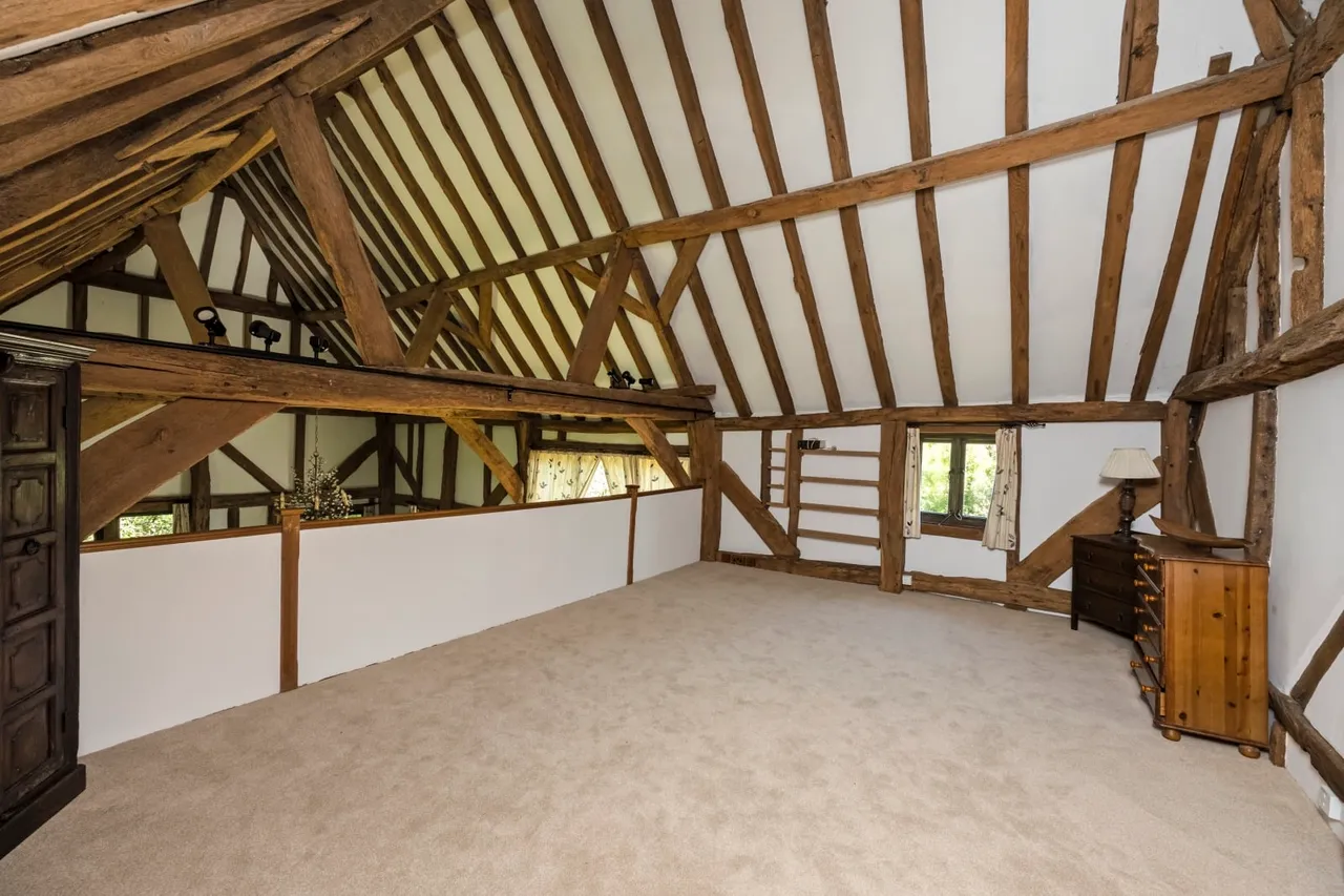 Amberley Close, Haywards Heath, RH16, photo 15