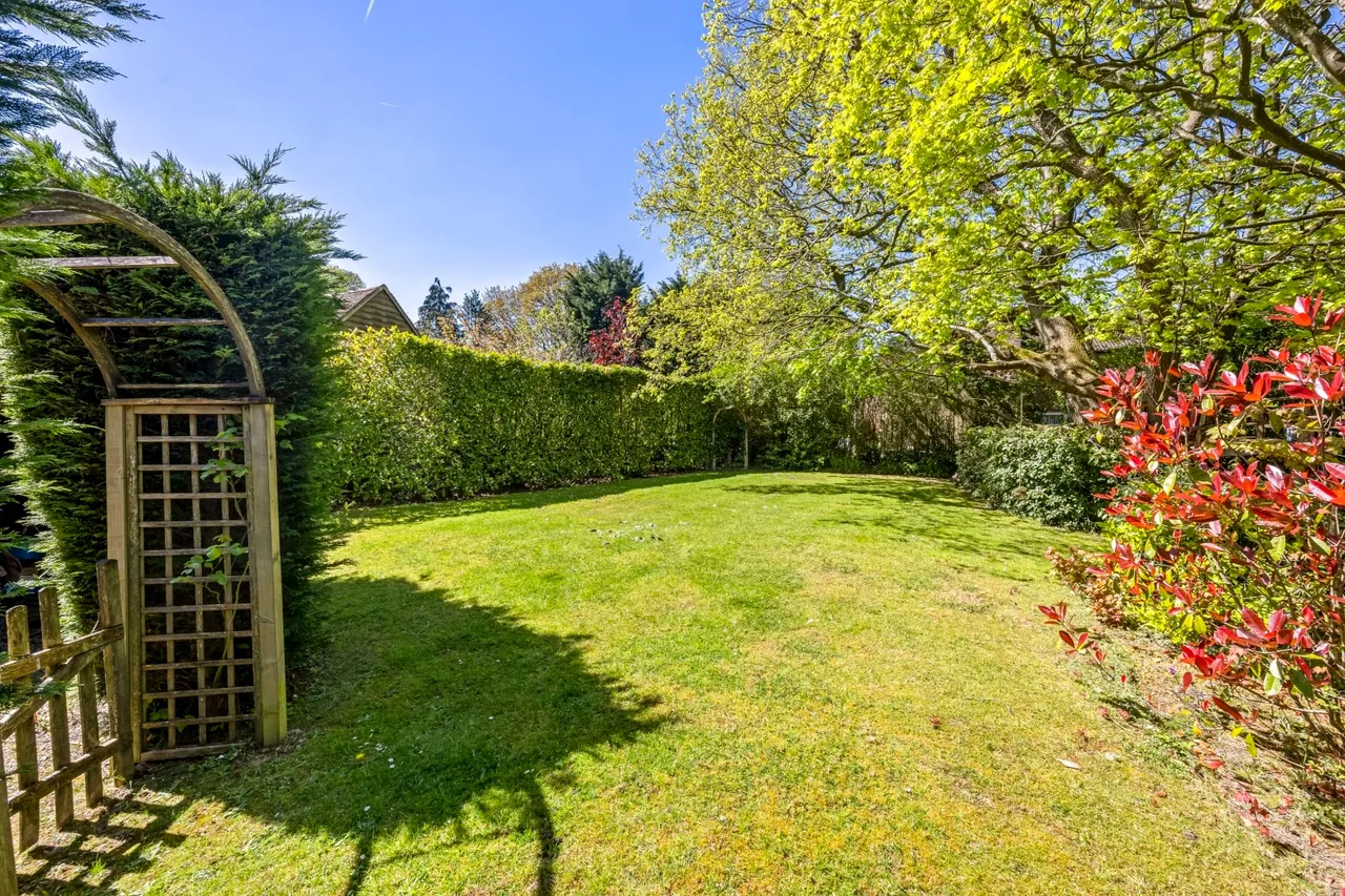 Amberley Close, Haywards Heath, RH16, photo 7