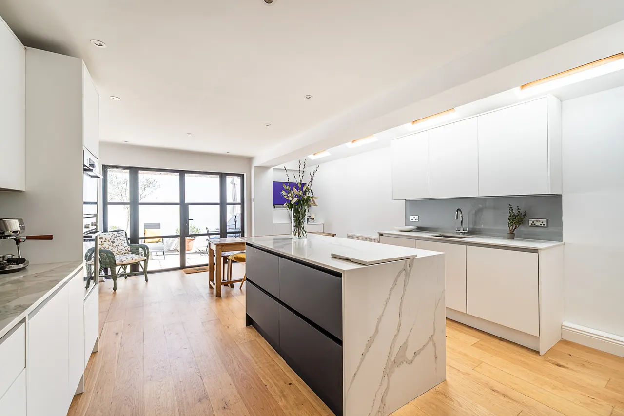 4 bed house for sale — Gironde Road, London, SW6