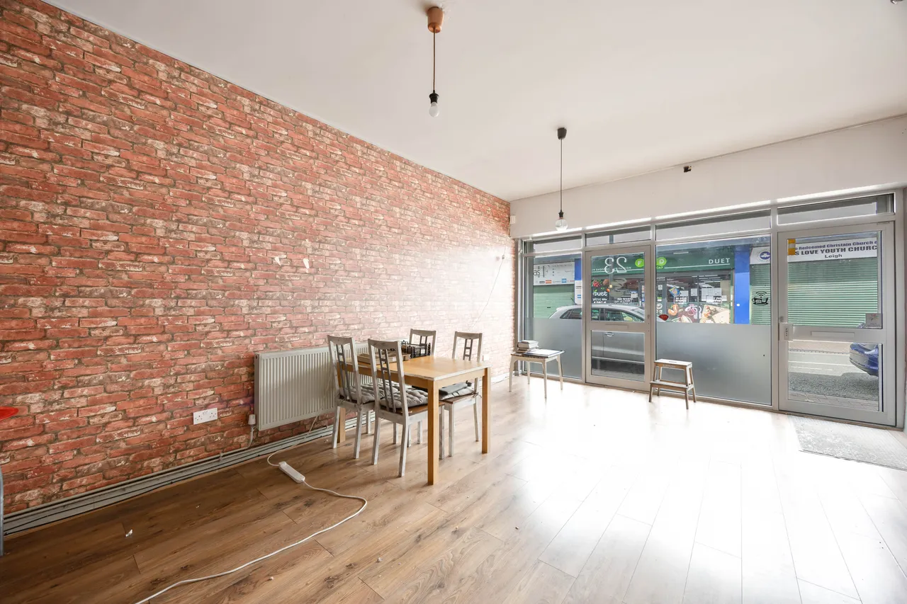 Railway Road, Leigh, photo 3