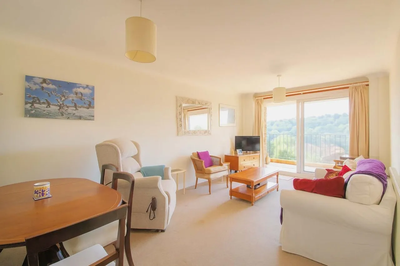 Monterey Court, Varndean Park Estate, BN1, photo 4