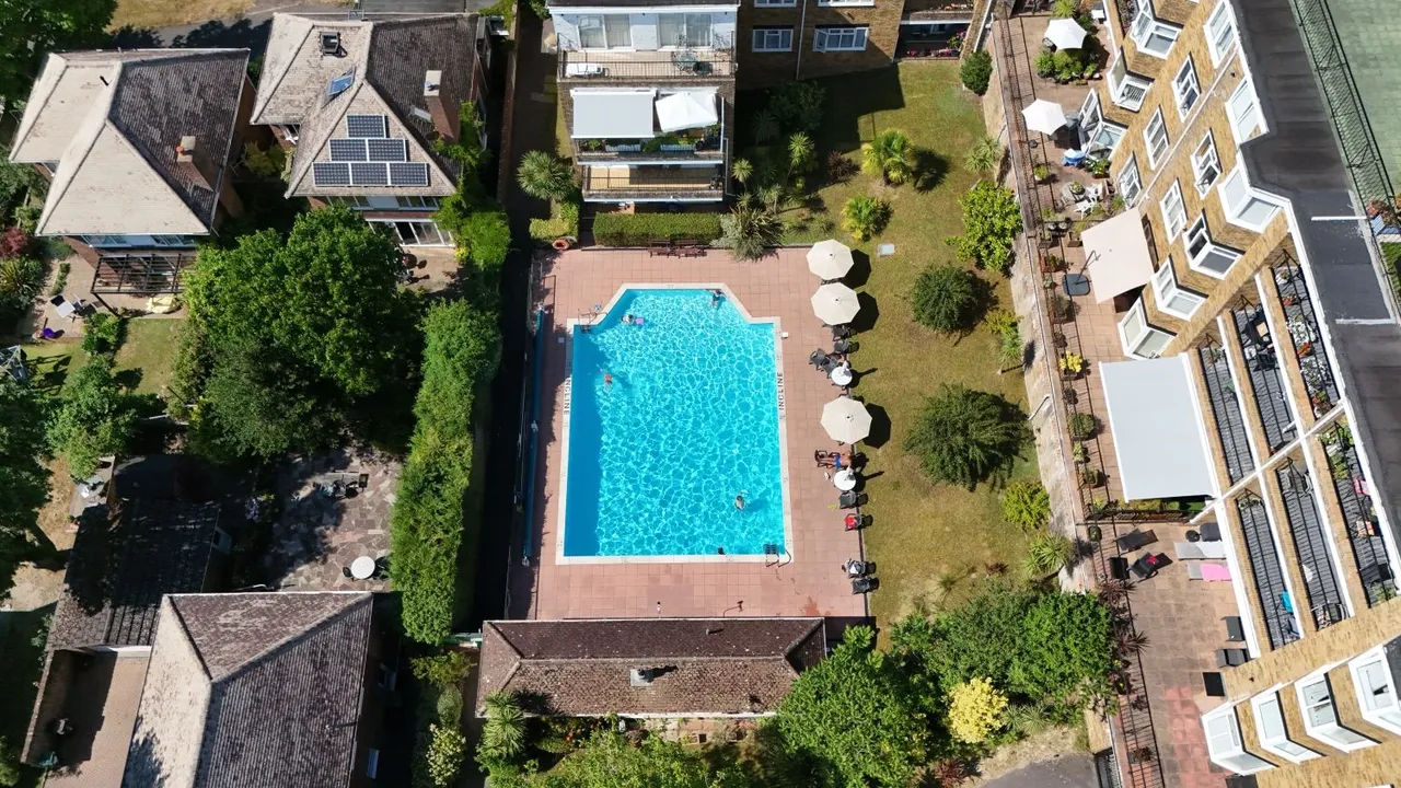 Monterey Court, Varndean Park Estate, BN1, photo 3