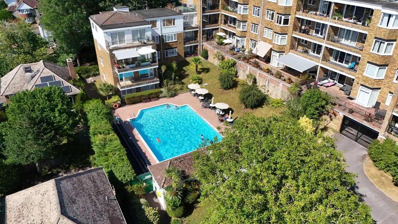 Monterey Court, Varndean Park Estate, BN1, photo 12