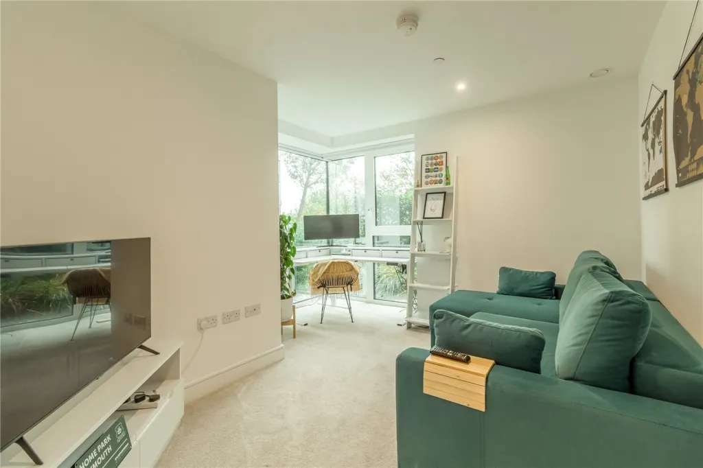 Brigadier Walk, Woolwich, SE18, photo 8