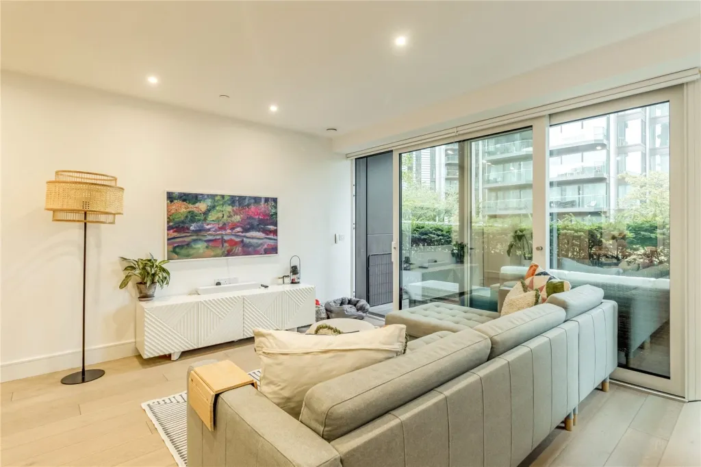 Brigadier Walk, Woolwich, SE18, photo 12