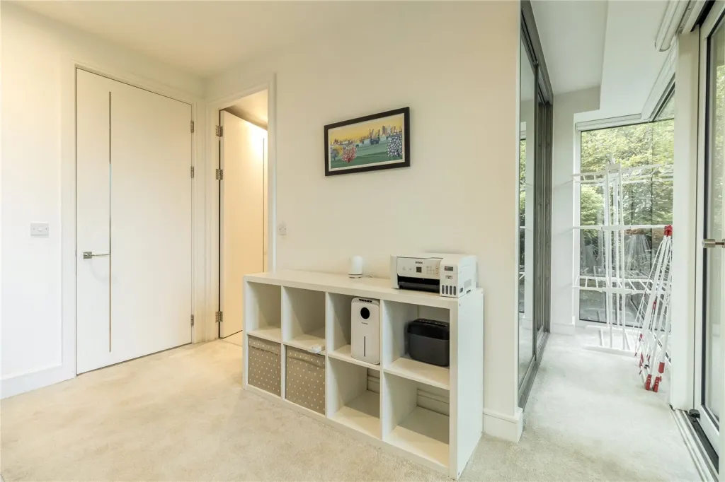 Brigadier Walk, Woolwich, SE18, photo 13