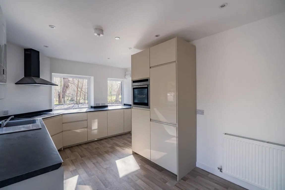 Mill Street, Betws-Y-Coed, Conwy, LL24 0BB, photo 4