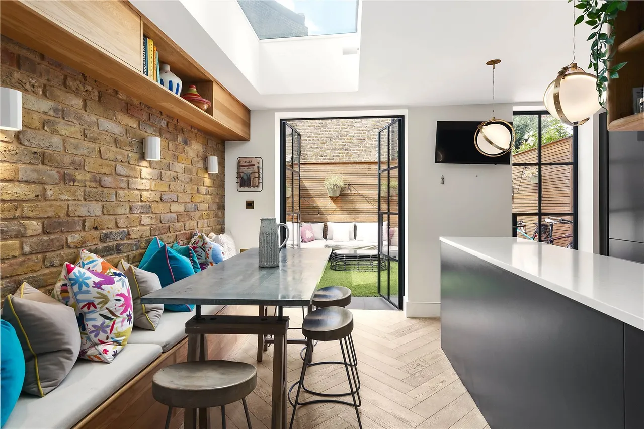 Atherton Street, London, SW11, photo 5