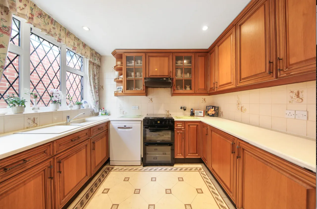 Littleton Crescent, , Harrow, HA1 3SX, photo 6