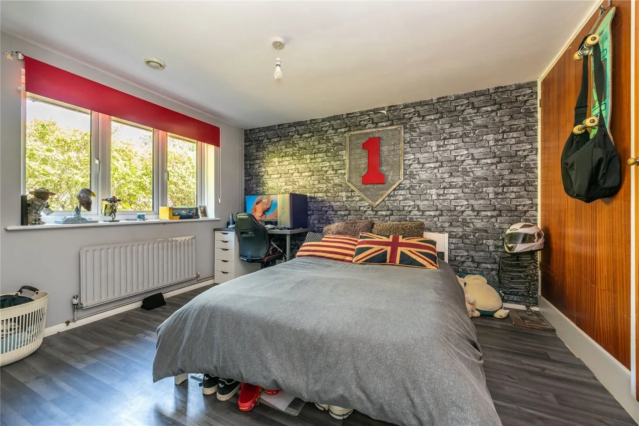 Gadbrook Road, Betchworth, RH3, photo 13