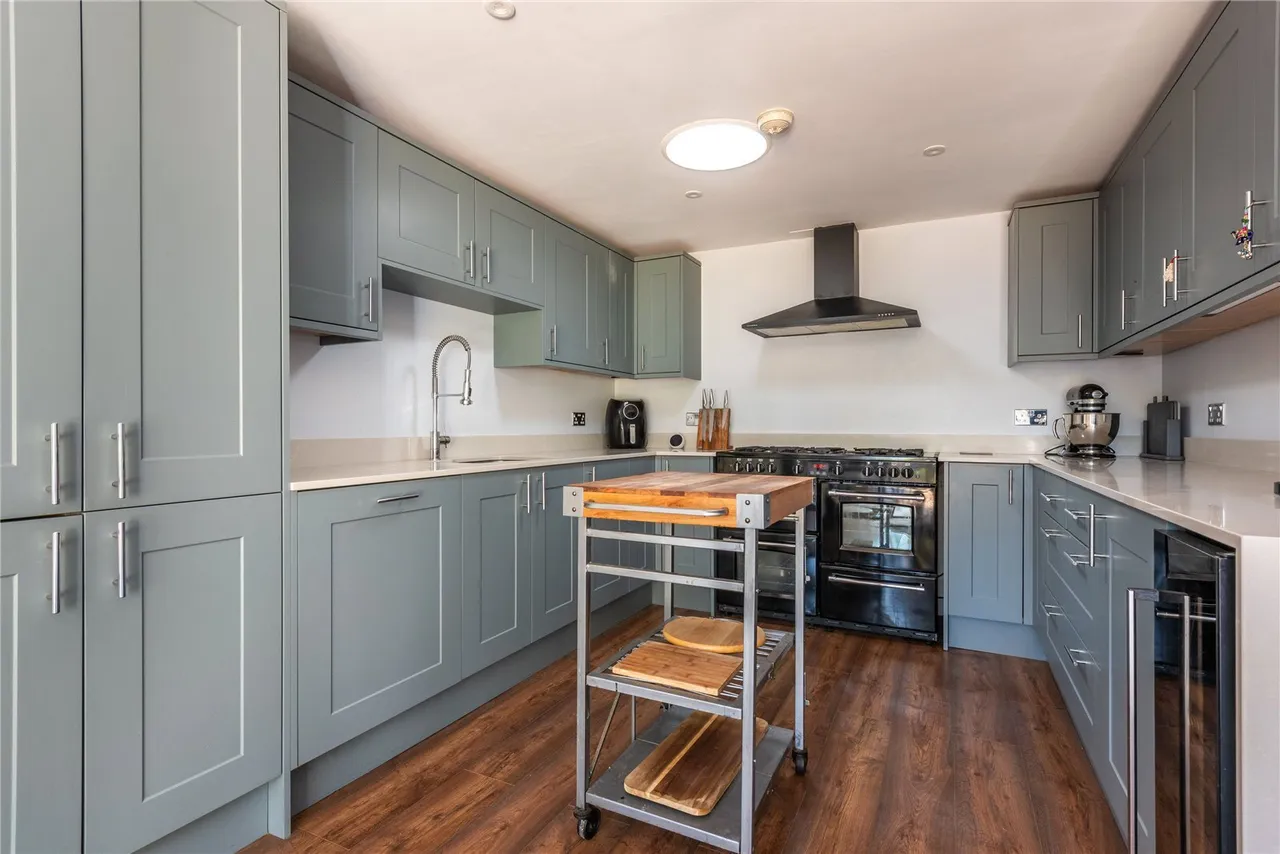 Gadbrook Road, Betchworth, RH3, photo 5