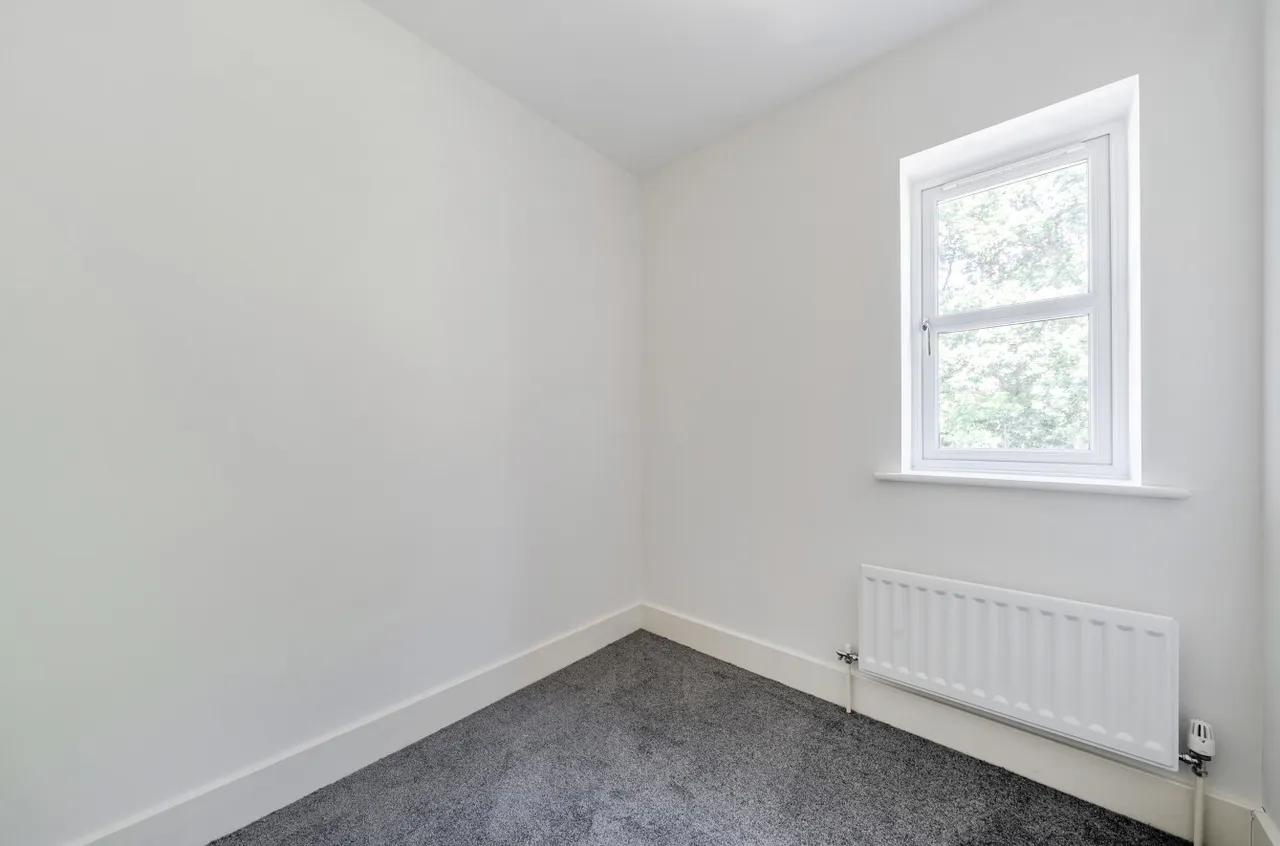 Brook Lane, Sarisbury Green, SO31, photo 11