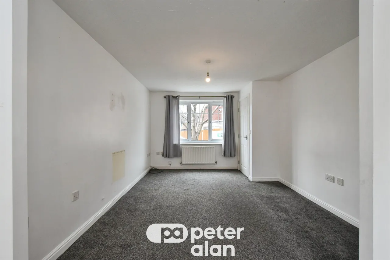 Havard Jones Close, Neath, SA11, photo 11