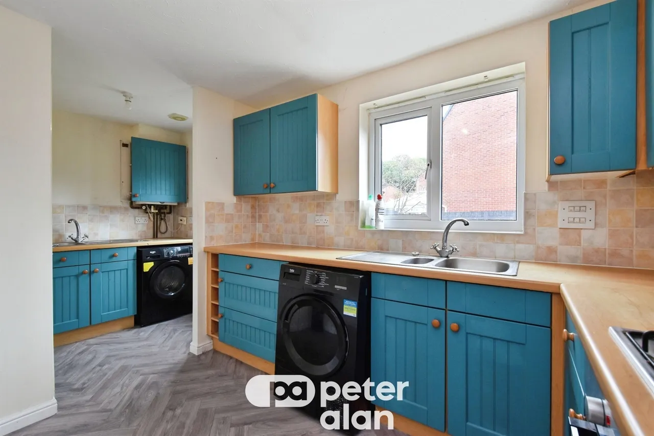 Havard Jones Close, Neath, SA11, photo 15