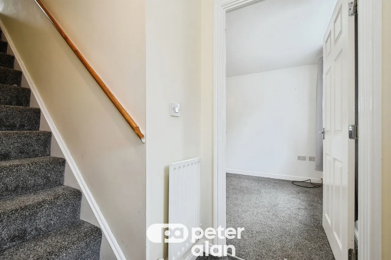 Havard Jones Close, Neath, SA11, photo 5