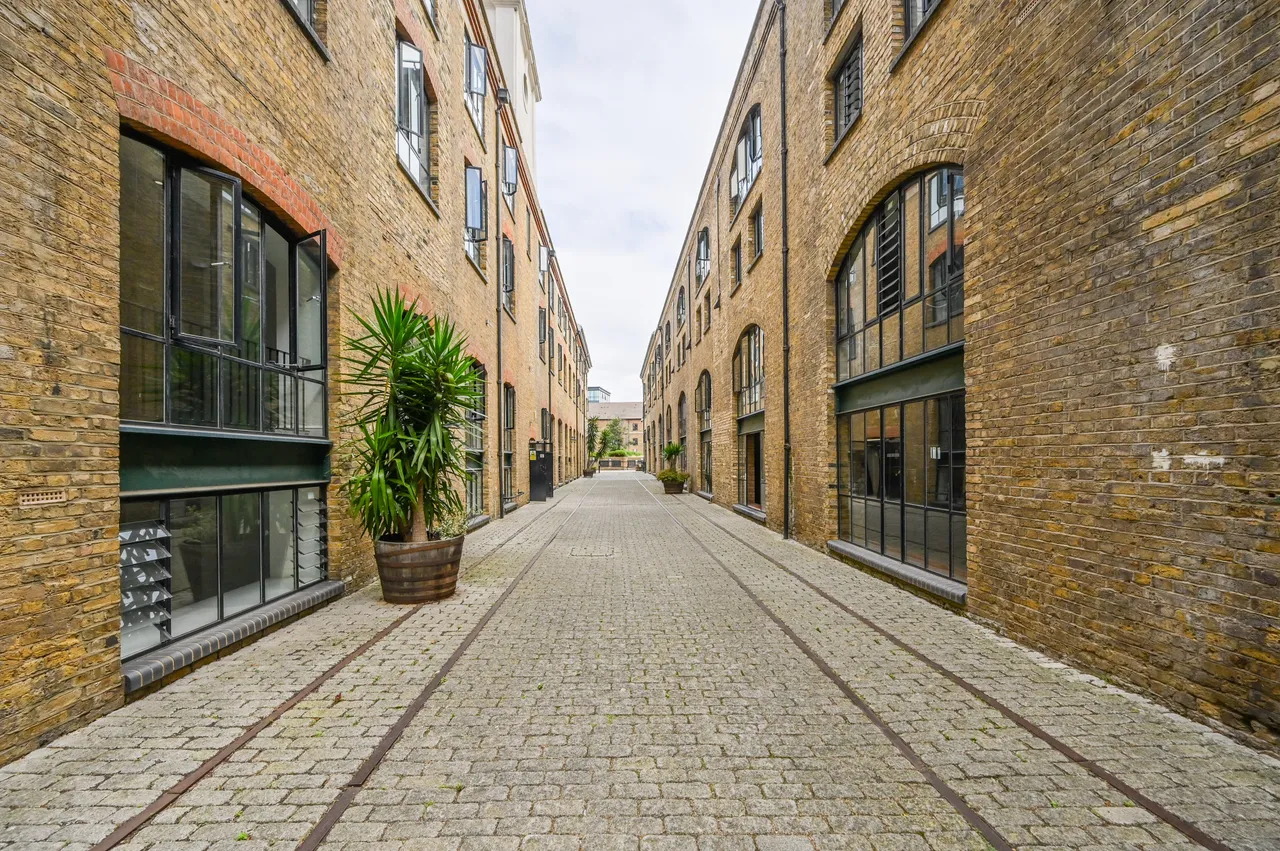 2 Taffrail House, Burrells Wharf Square, London, photo 11
