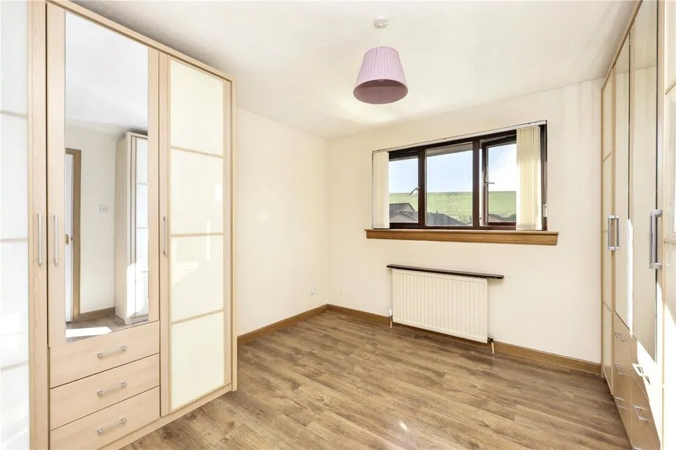 Bevan Place, Rosyth, KY11, photo 18