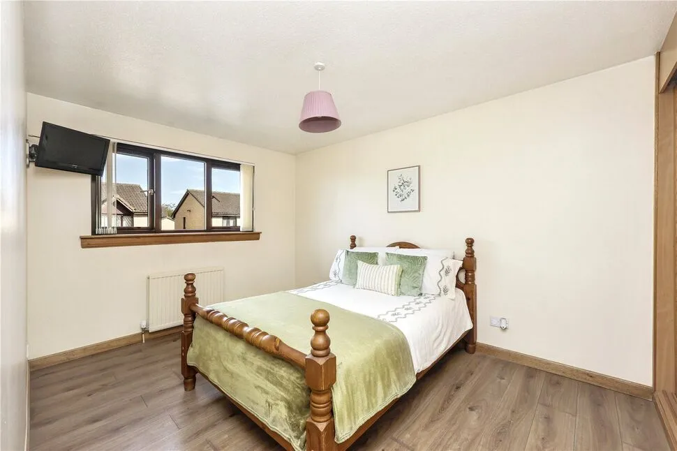 Bevan Place, Rosyth, KY11, photo 14