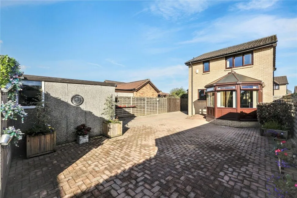 Bevan Place, Rosyth, KY11, photo 25
