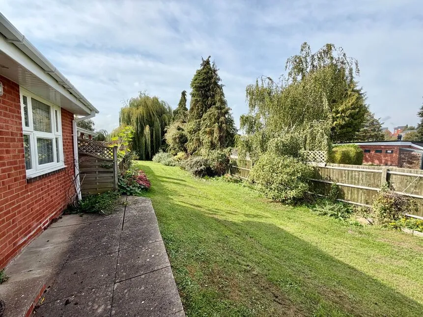 Burford Gardens, Evesham, WR11, photo 7