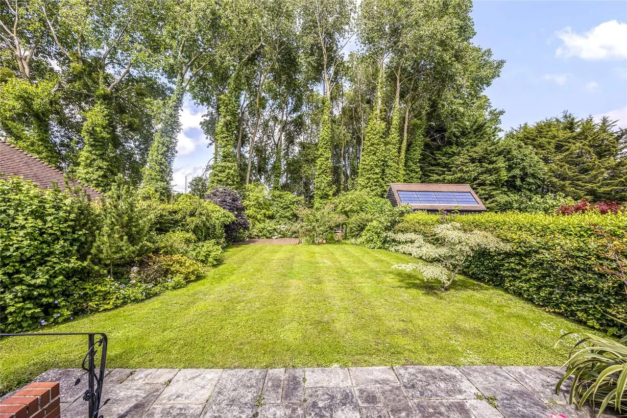 Wallace Square, Lavington Park, Petworth, West Sussex, GU28 0FJ, photo 11