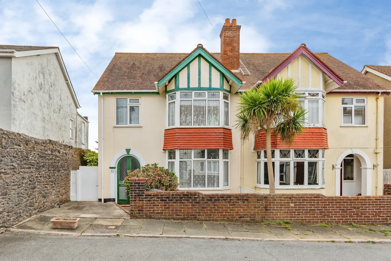 3 bed house for sale — Cedar Court Road, Torquay