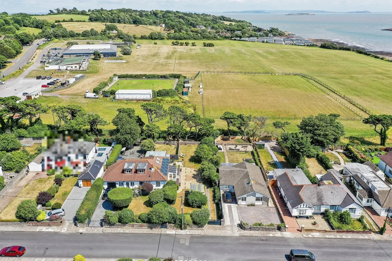 Clevedon Avenue, Sully, CF64, photo 9