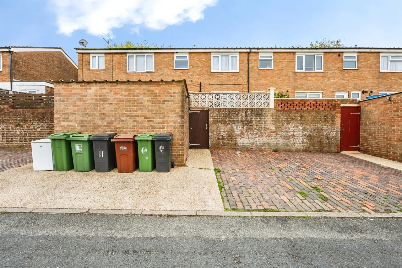 Hever Close, Eastbourne, BN23, photo 16