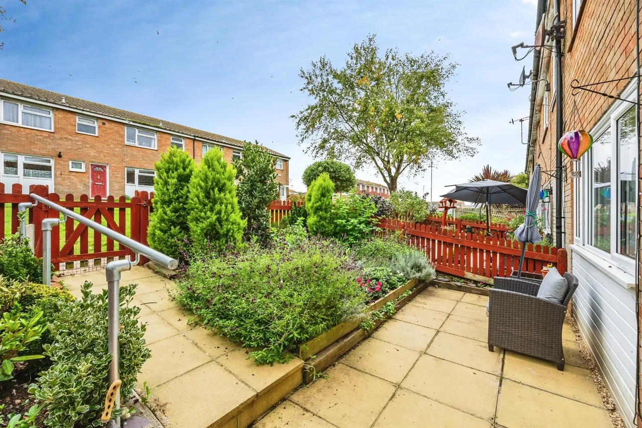 Hever Close, Eastbourne, BN23, photo 14
