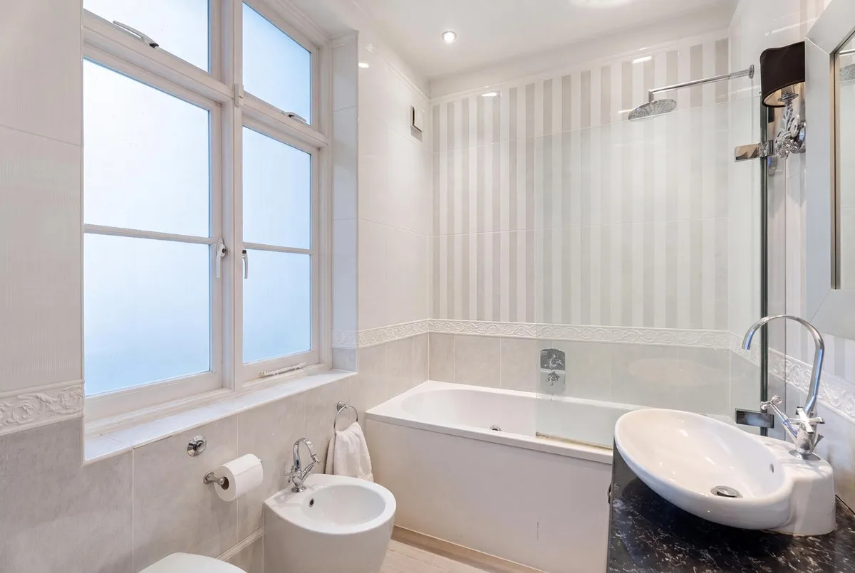 Collingham Road, London, SW5, photo 12