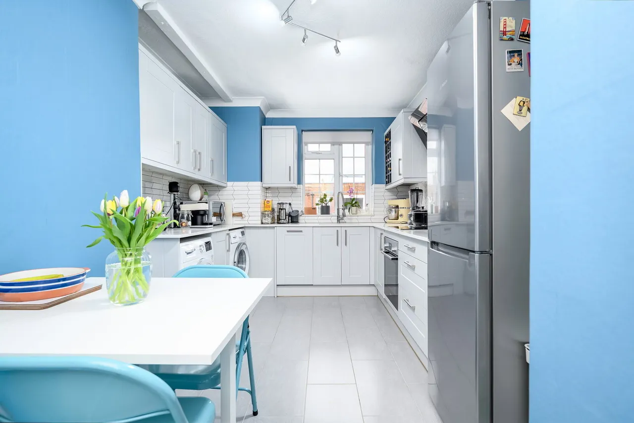 Church Street, Walton-on-thames, KT12, photo 4