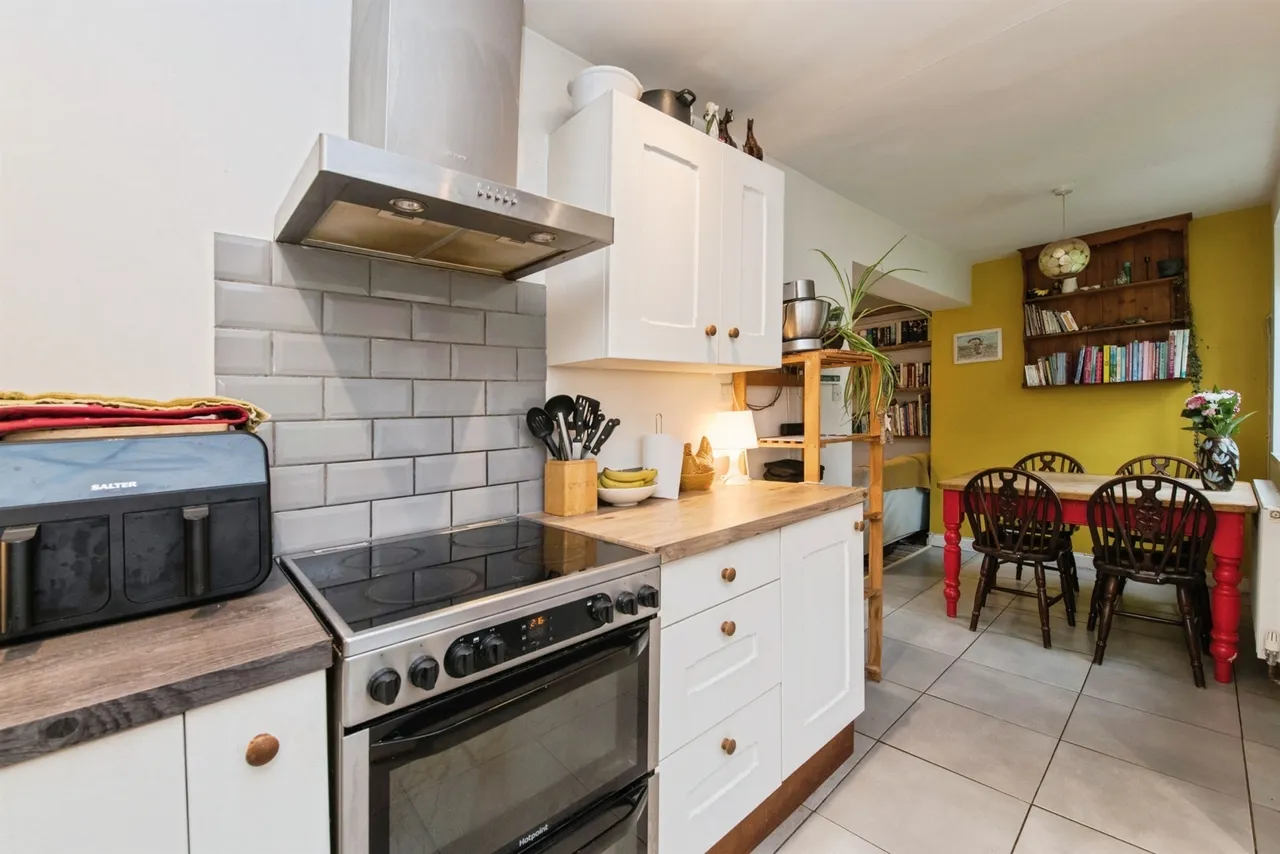Chilcott Close, Tiverton, photo 2