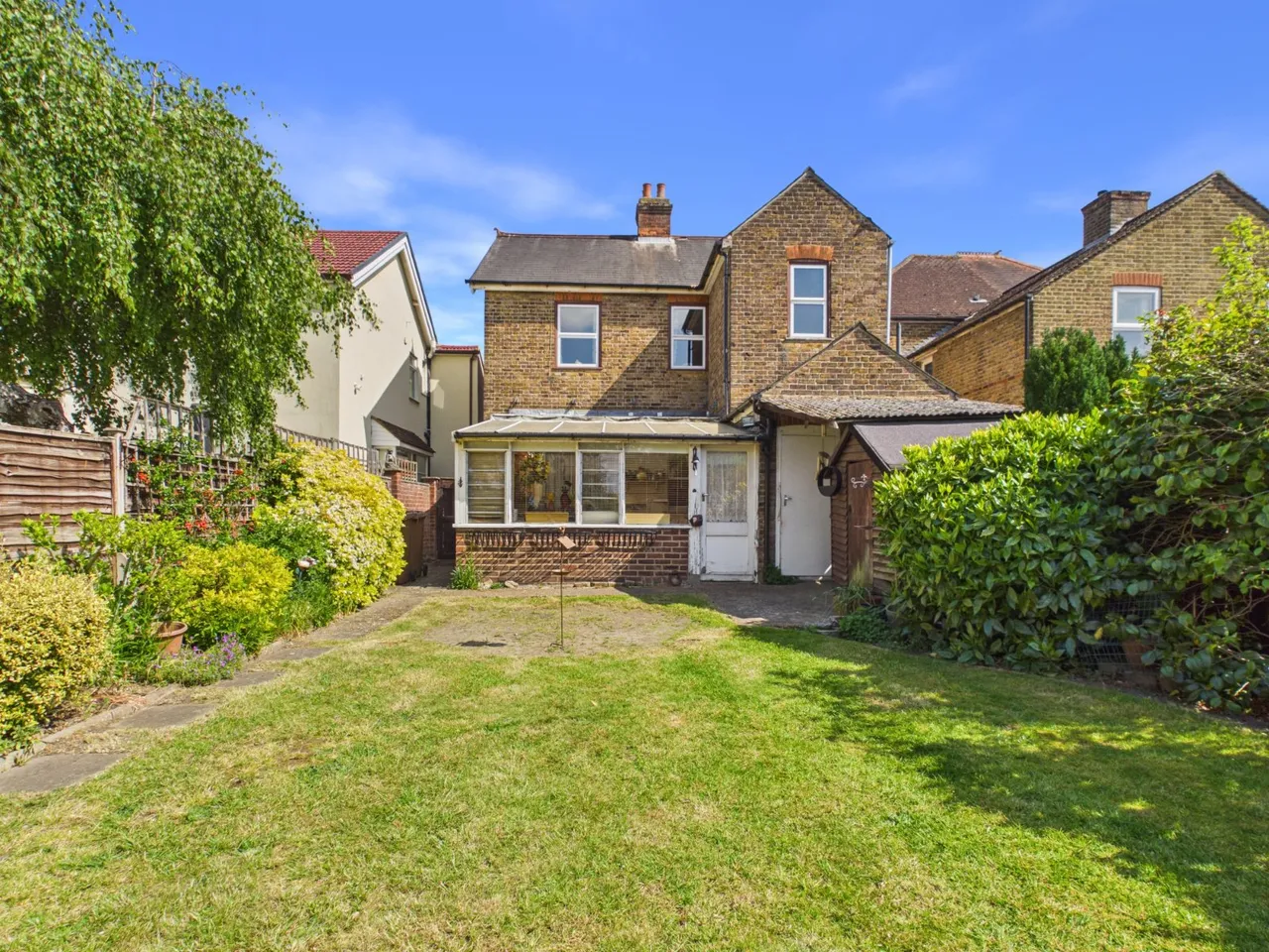Stanwell Road, Ashford, TW15, photo 2