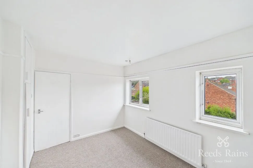 Mile Oak Road, Rotherham, South Yorkshire, S60, photo 5