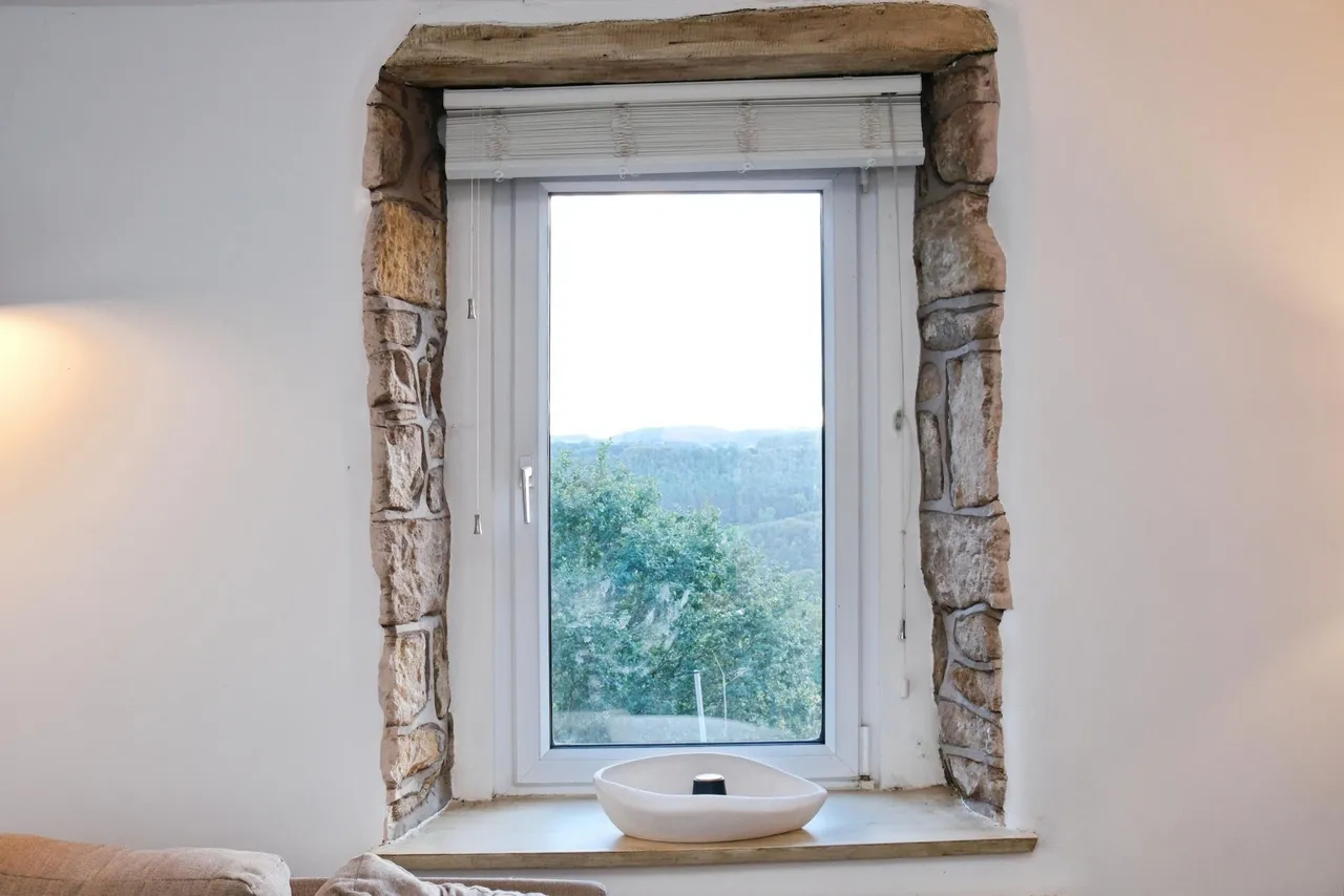 Lea Shaw, Matlock, DE4, photo 33